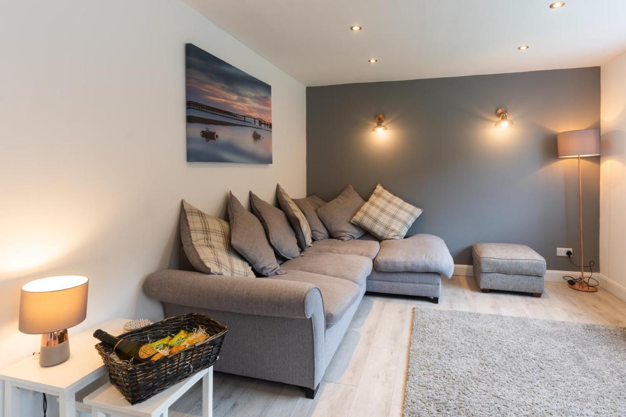 No40Barmouth-Modern,Spacious&Hot Tub Экстерьер фото