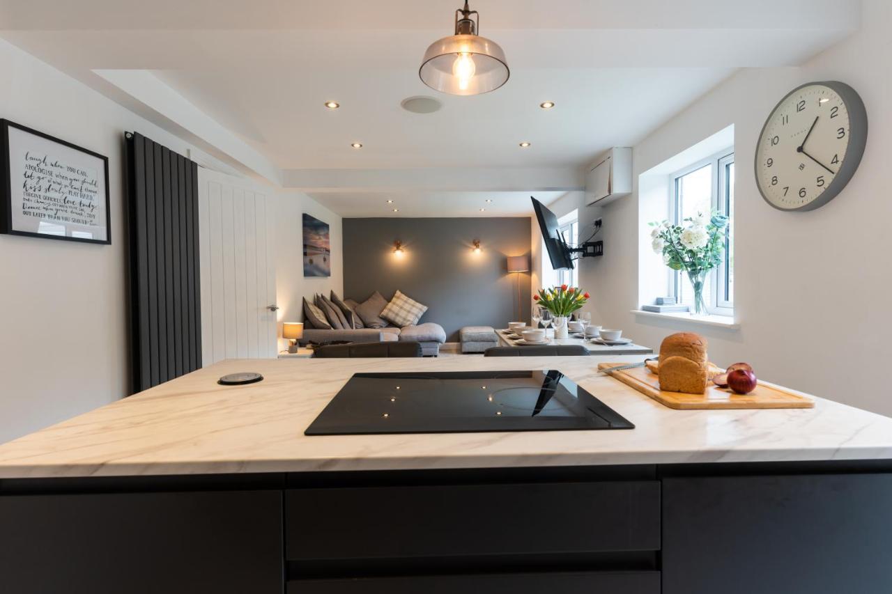 No40Barmouth-Modern,Spacious&Hot Tub Экстерьер фото