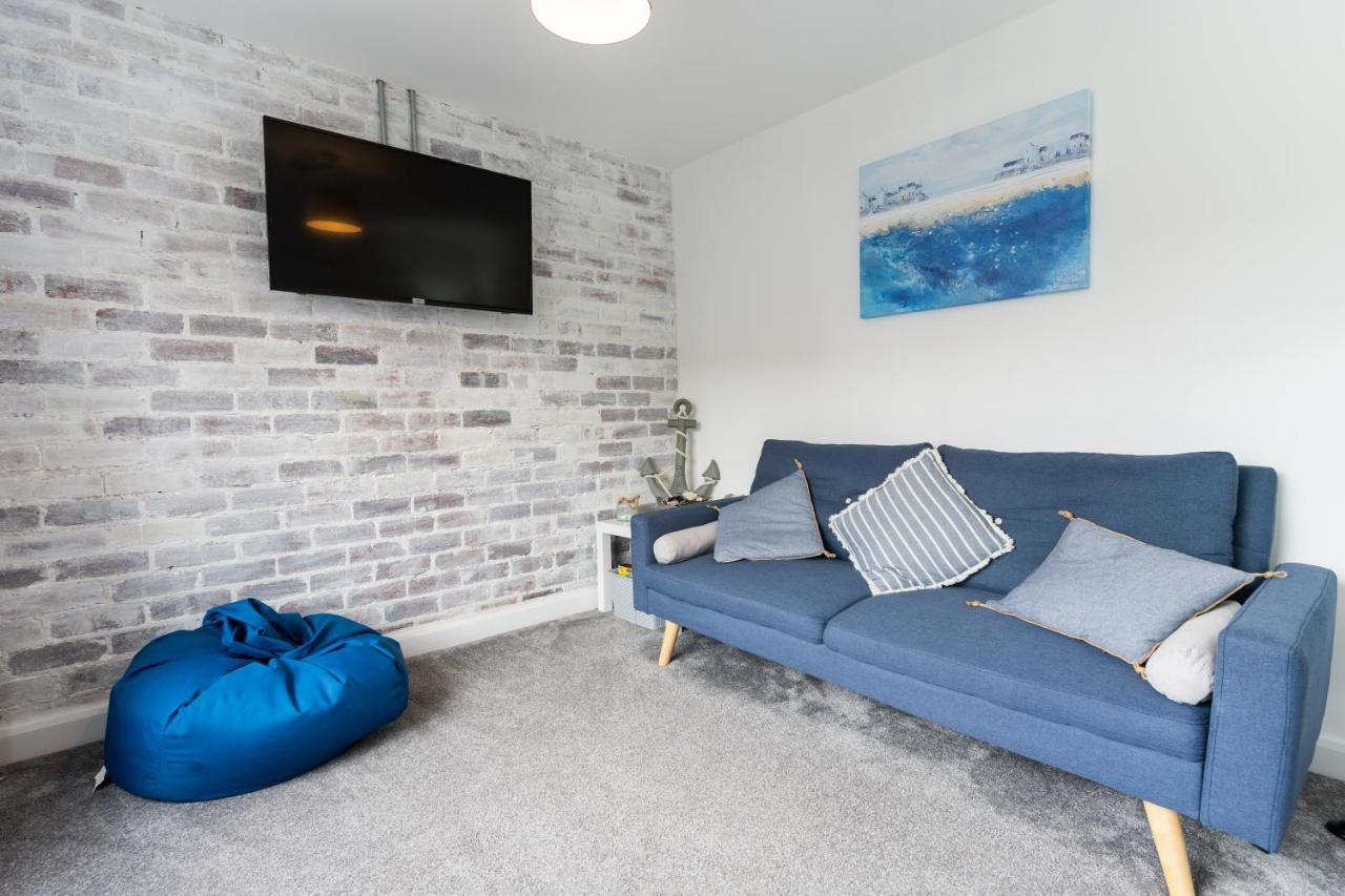 No40Barmouth-Modern,Spacious&Hot Tub Экстерьер фото